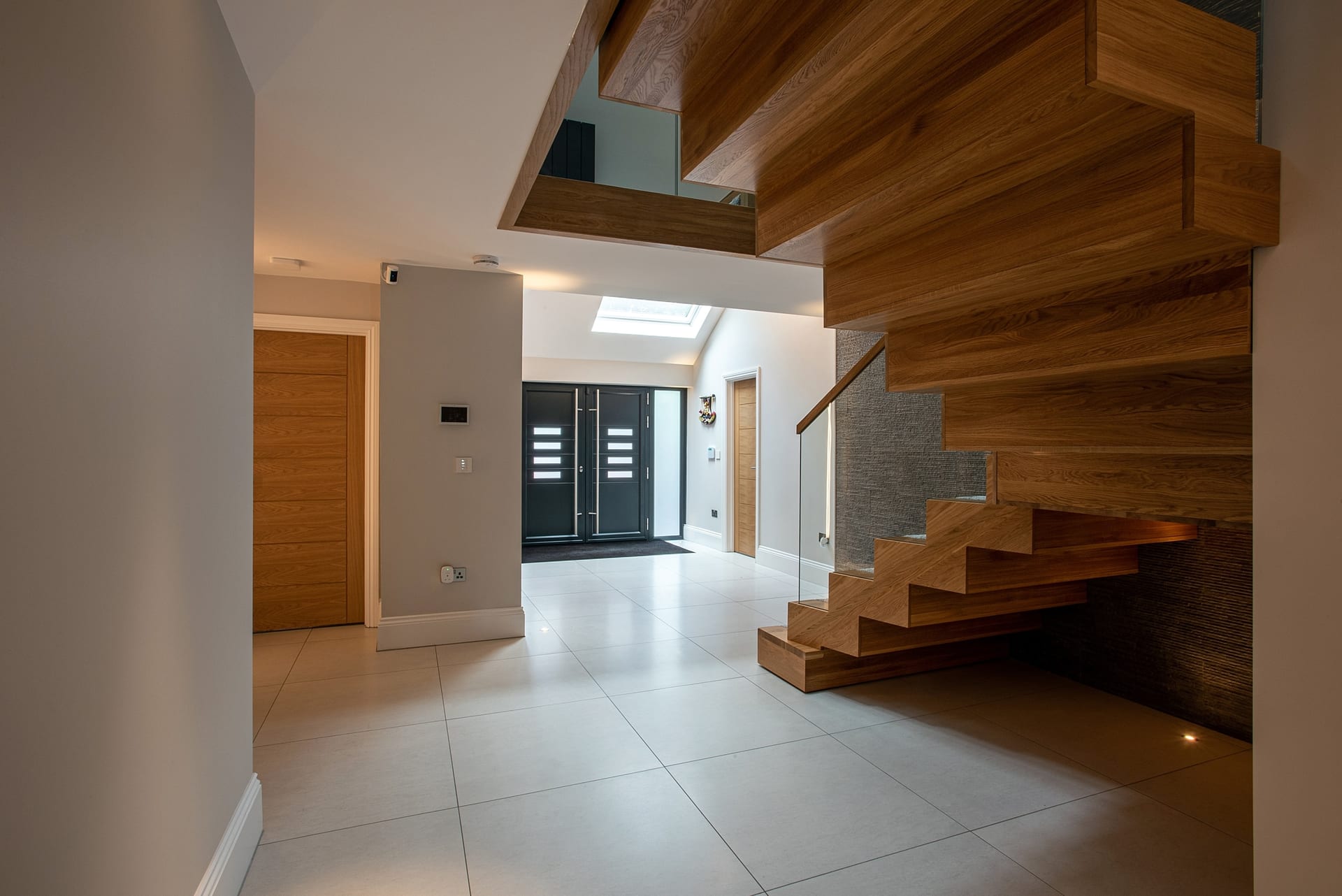 Hutton Mount II — Extension & Refurbishment in Hutton Mount, image 6